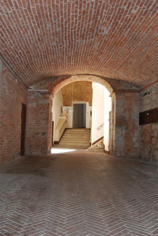 Antica Dimora Del Buongoverno Hotel Siena Kültér fotó