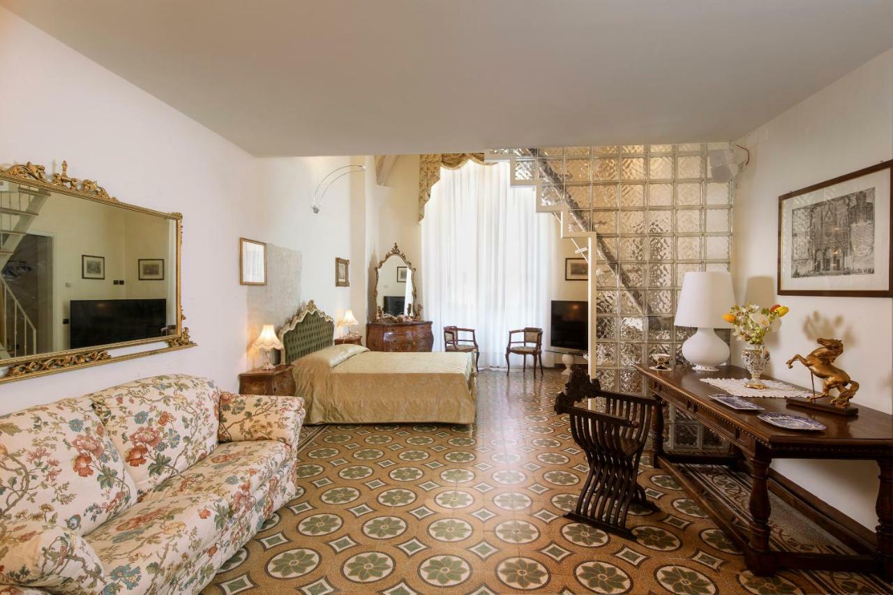 Antica Dimora Del Buongoverno Hotel Siena Kültér fotó
