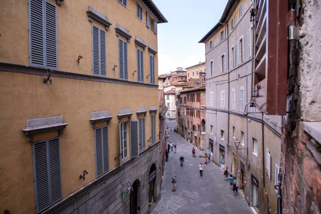 Antica Dimora Del Buongoverno Hotel Siena Kültér fotó